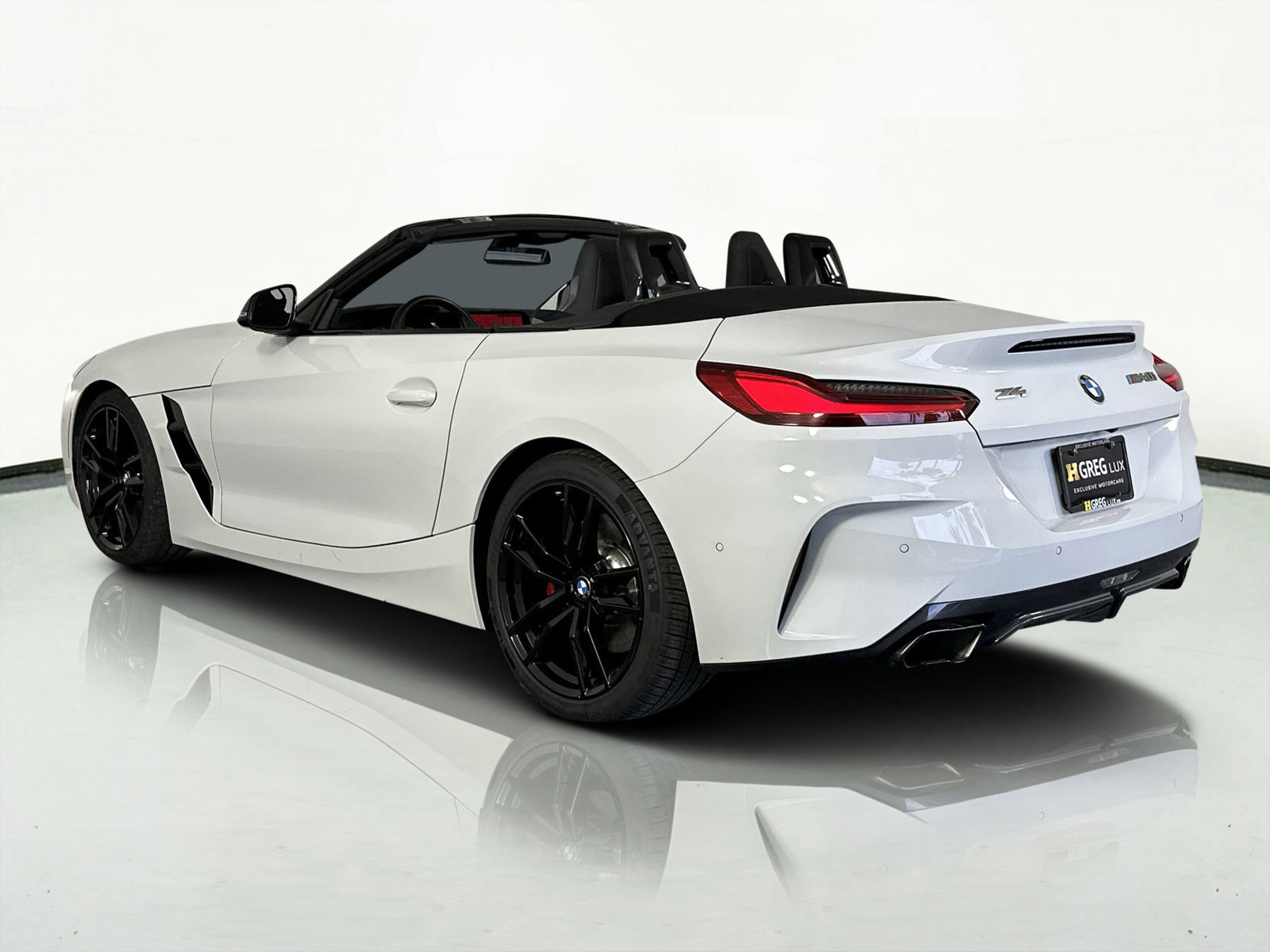 Used 2025 BMW Z4 M40i w/ Premium Package image 6
