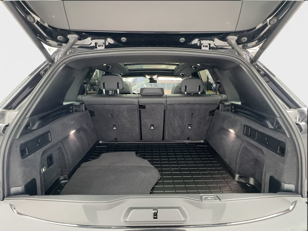 Used 2022 BMW X5 sDrive40i w/ Premium Package RWD image 16