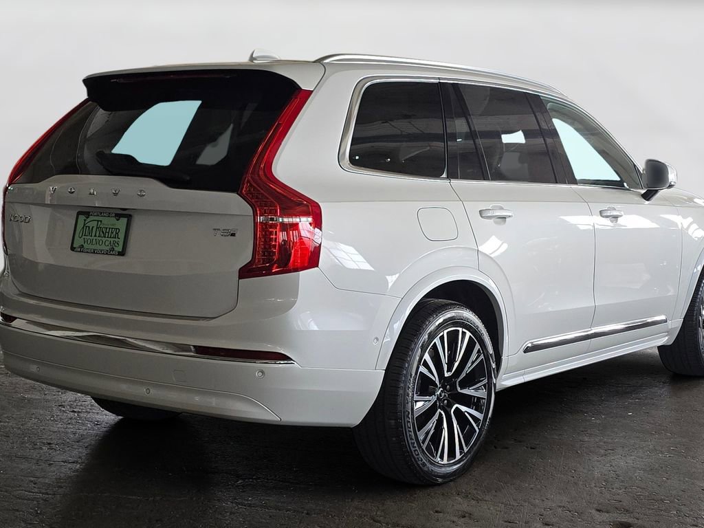 Certified 2025 Volvo XC90 T8 Plus image 5