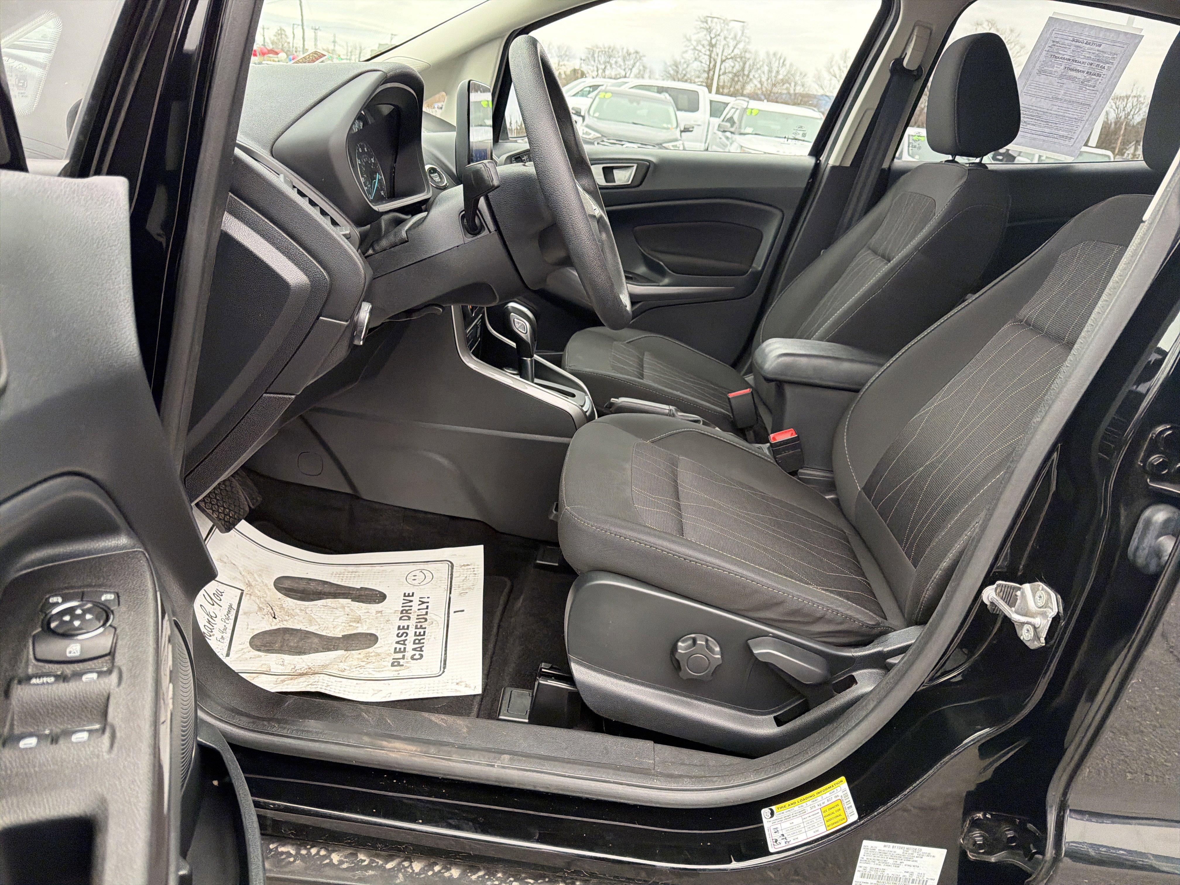 Used 2021 Ford EcoSport SE w/ SE Convenience Package image 12