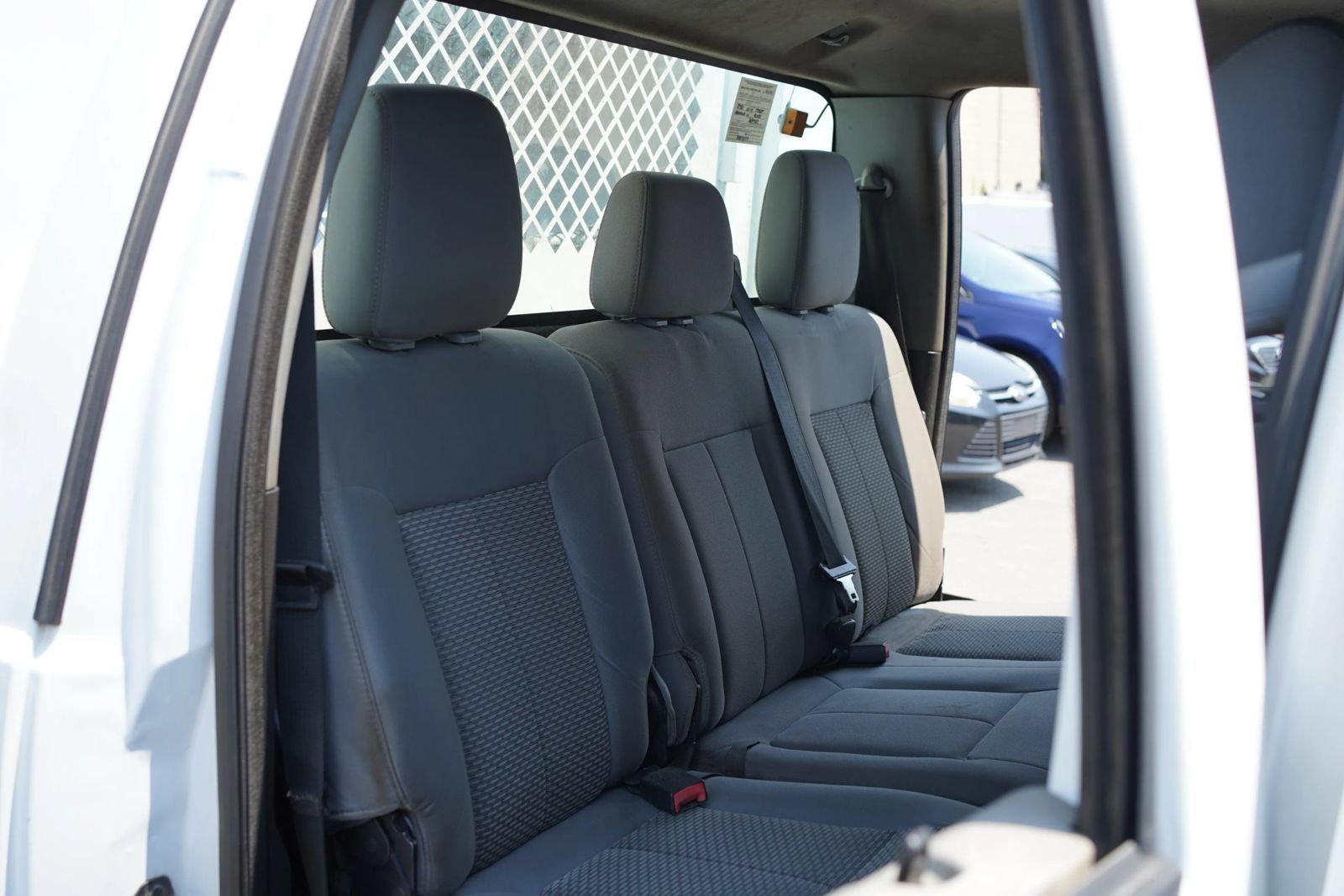 Used 2015 Ford F550 4x4 Crew Cab Super Duty image 25
