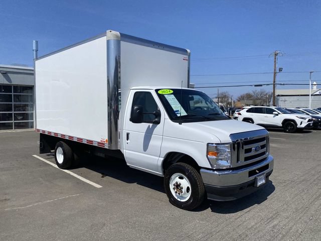 Used 2024 Ford E-450 and Econoline 450 Super Duty w/ Power Windows & Locks Group RWD video 1