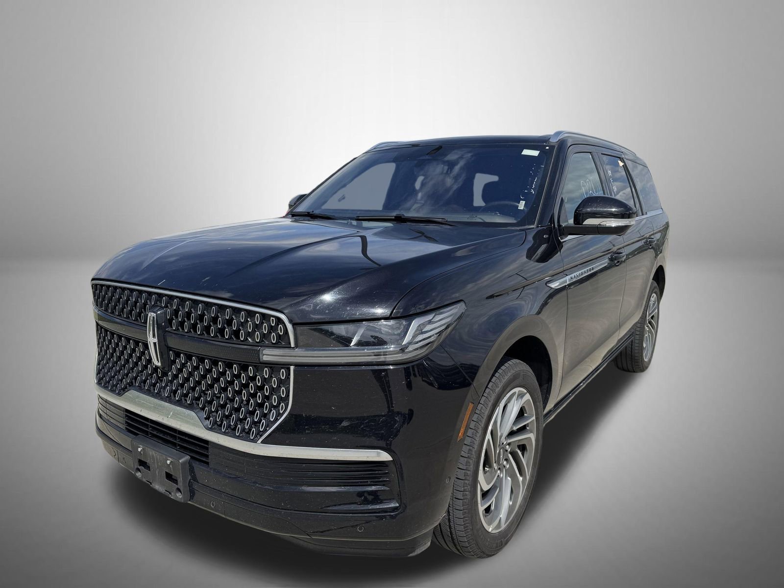 Used 2025 Lincoln Navigator Reserve AWD/4WD image 1