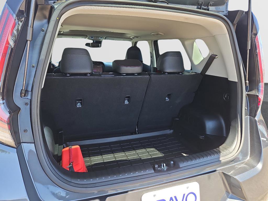 Used 2024 Kia Soul GT-Line FWD image 7