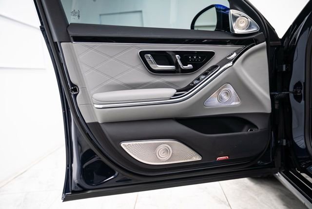 Used 2025 Mercedes-Benz Maybach S 580 4MATIC image 81
