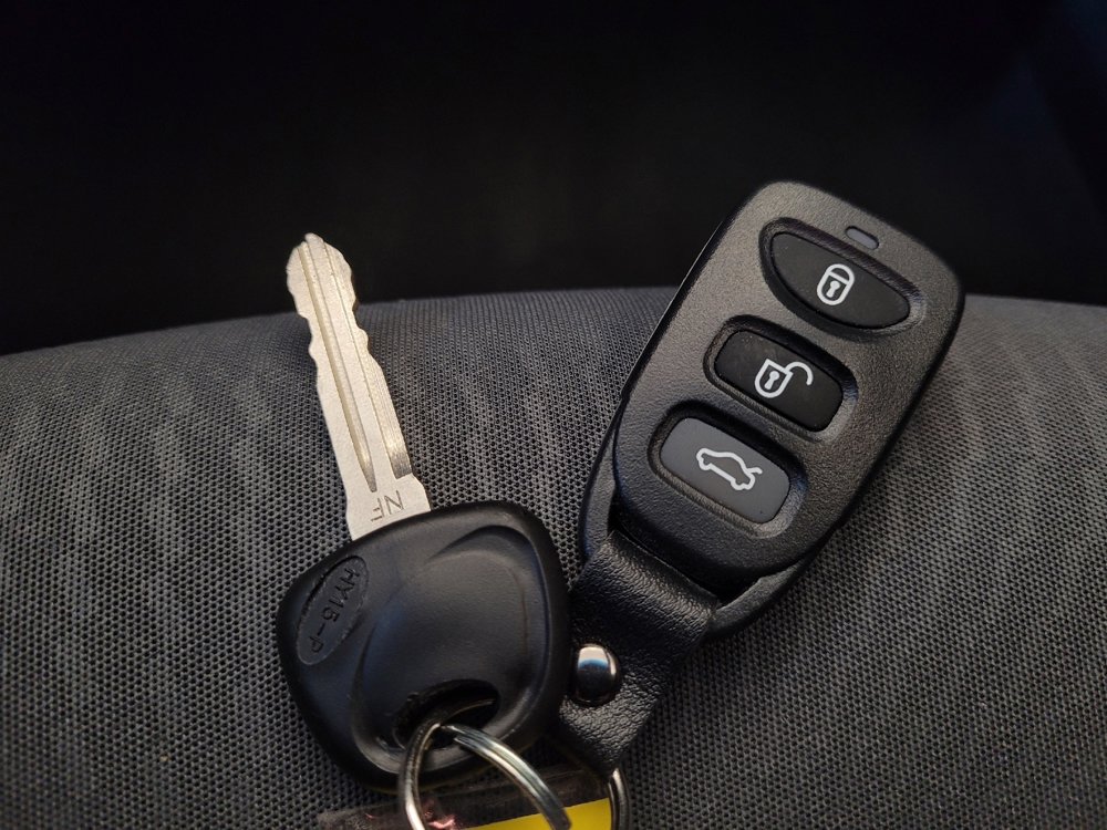 Used 2016 Hyundai Elantra SE image 32