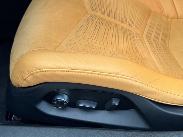 Used 2020 Chevrolet Corvette Stingray Premium Cpe w/ 3LT Preferred Equipment Group RWD image 29