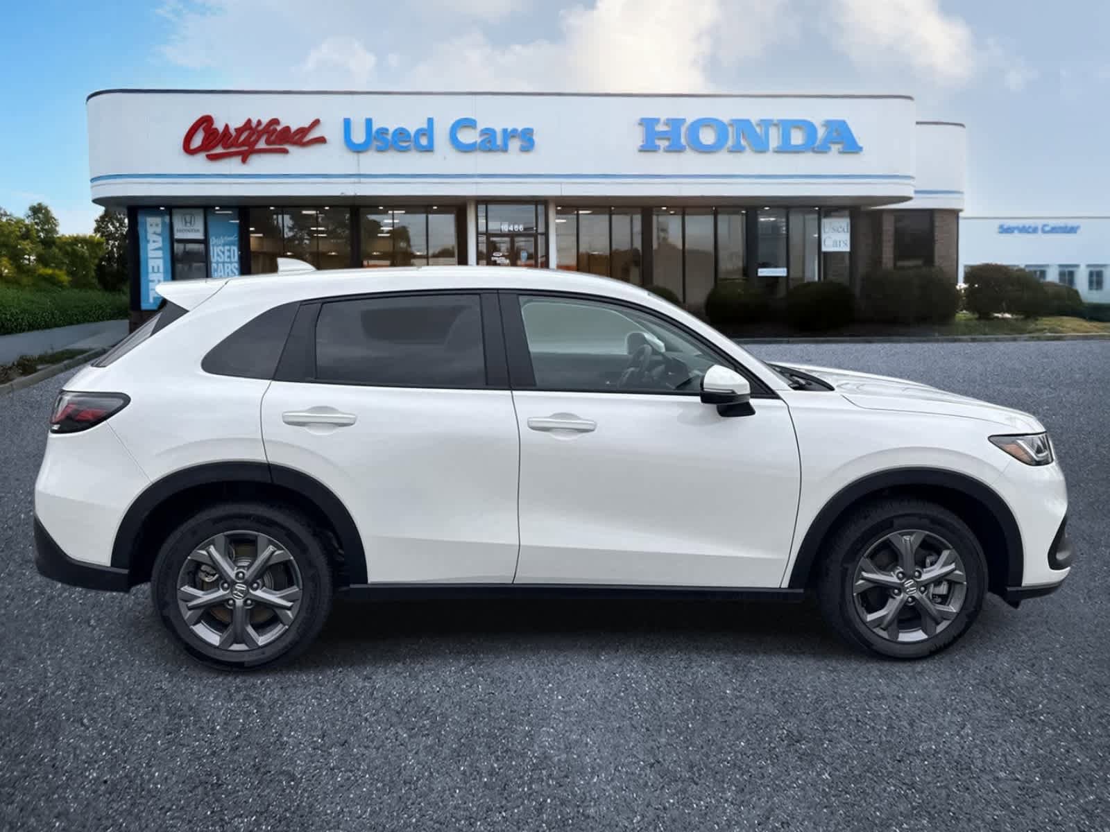Used 2026 Honda HR-V LX image 6