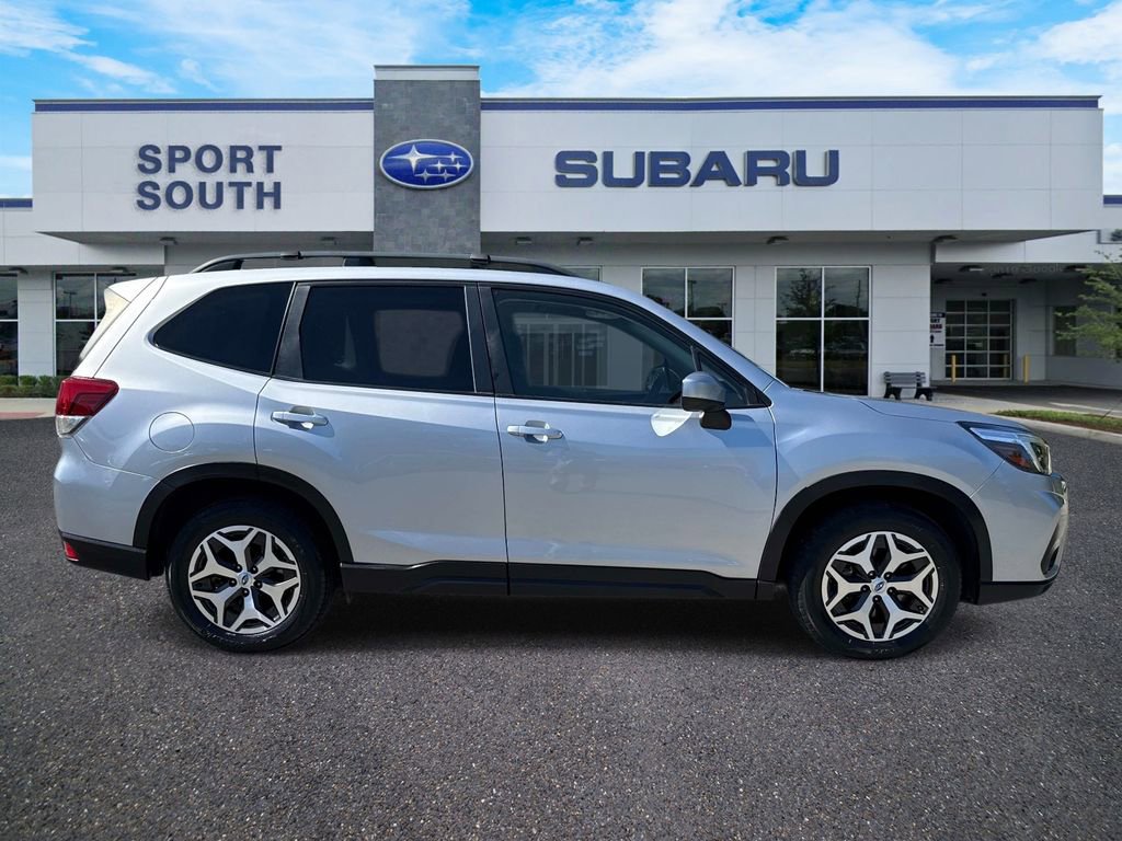 Used 2021 Subaru Forester Premium w/ Popular Package #1 AWD/4WD image 2