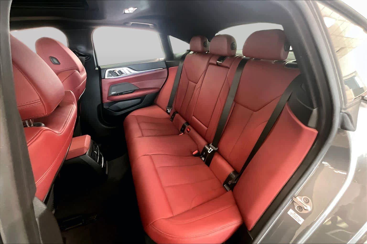 Used 2023 BMW i4 eDrive40 RWD image 18