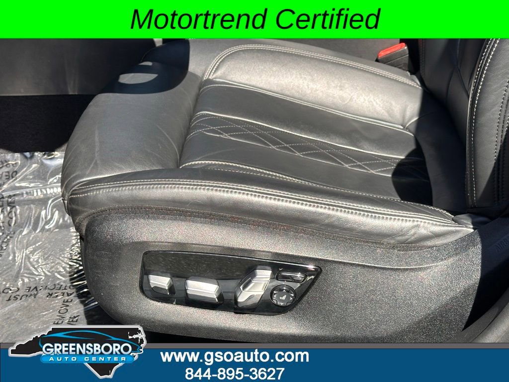 Used 2019 BMW 750i w/ M Sport Package RWD image 13