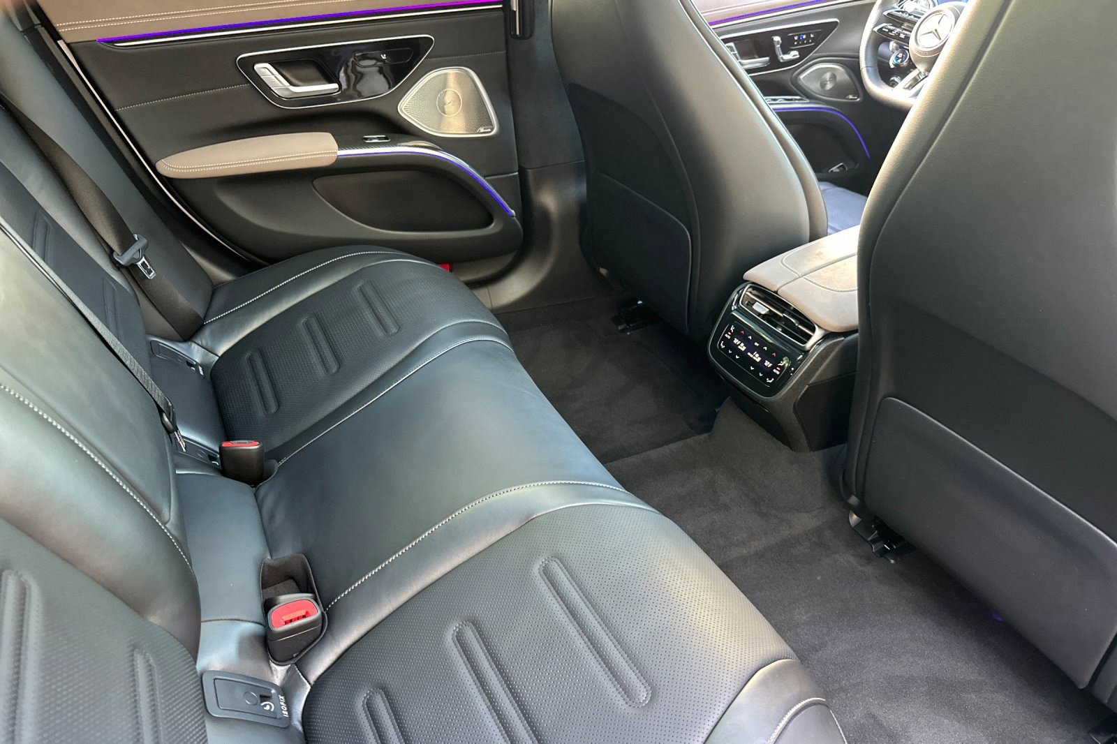 Certified 2023 Mercedes-Benz EQS AMG 4MATIC image 31