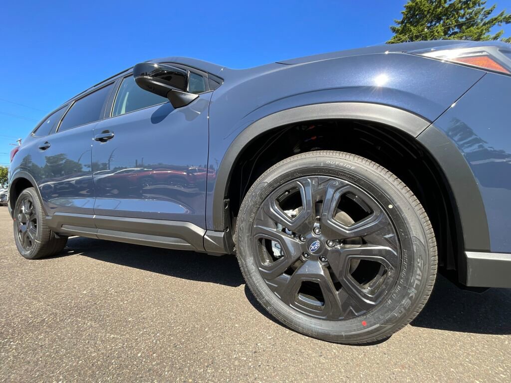 New 2025 Subaru Ascent Bronze Edition image 9