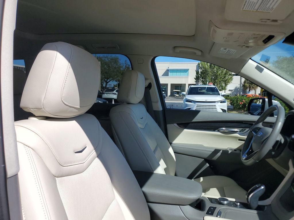 Certified 2023 Cadillac XT6 Premium Luxury w/ Technology Package image 23
