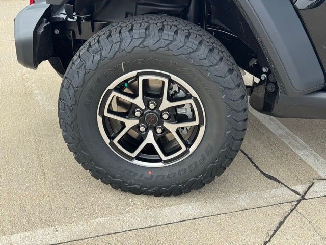 New 2026 Jeep Wrangler Unlimited Rubicon AWD/4WD image 42