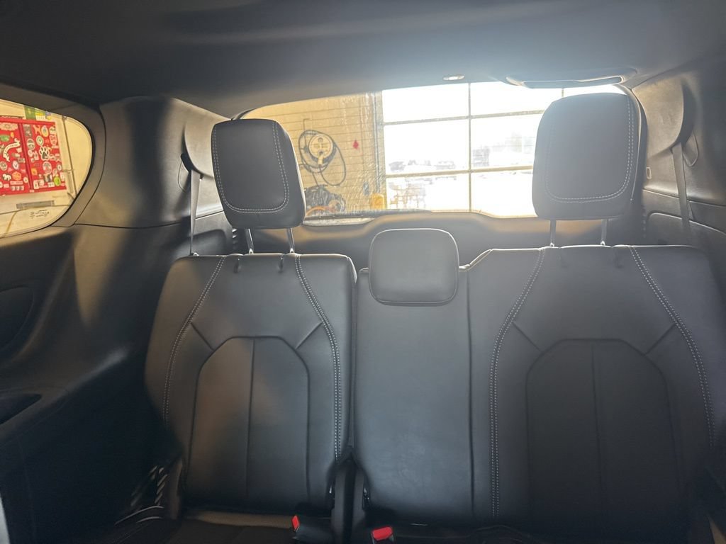New 2026 Chrysler Pacifica Select FWD image 44