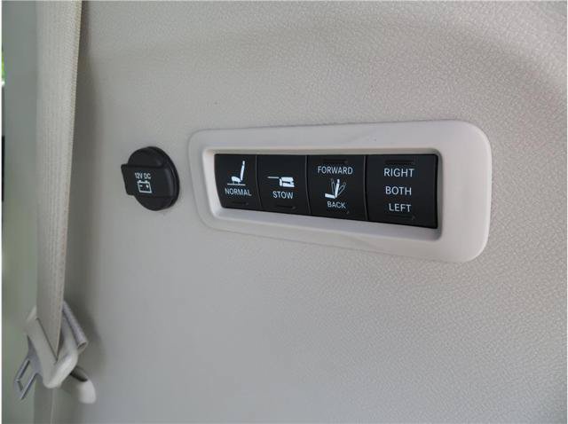 Used 2019 Chrysler Pacifica Limited FWD image 34