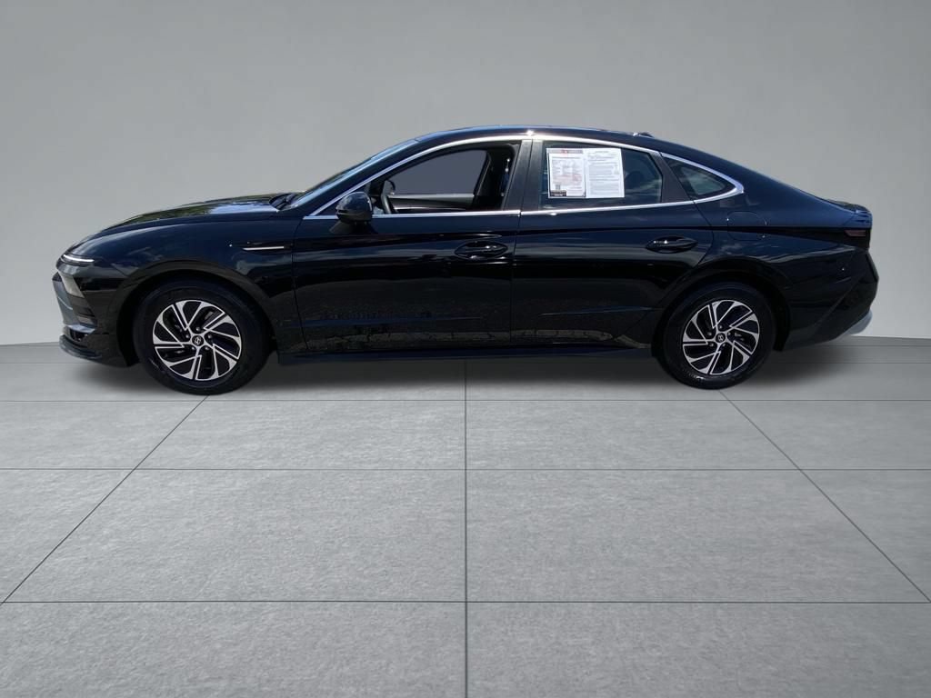 Used 2026 Hyundai Sonata Blue FWD image 4