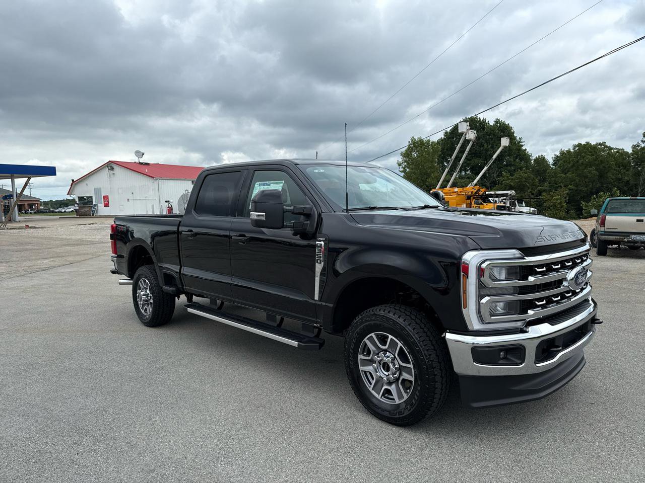 New 2026 Ford F350 Lariat AWD/4WD image 2