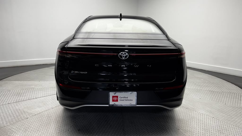 Used 2026 Toyota Crown AWD/4WD image 36