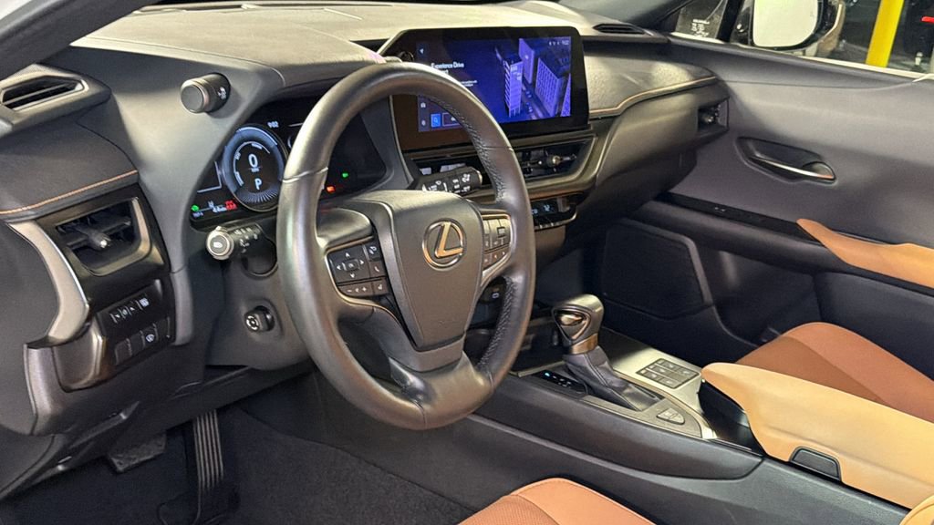 Used 2023 Lexus UX 250h AWD w/ Accessory Package (Z1) image 29