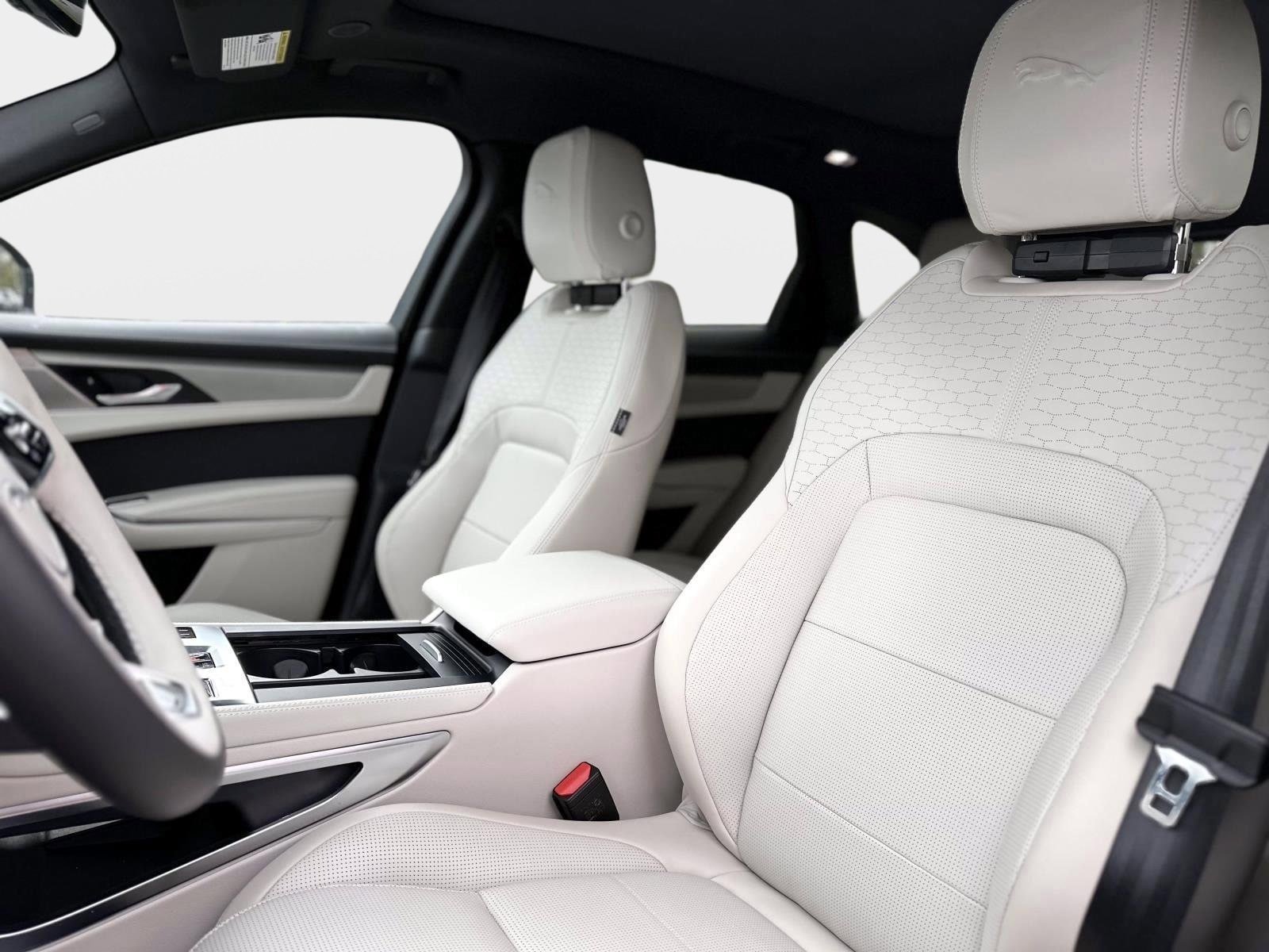 New 2026 Jaguar F-PACE R-Dynamic S AWD/4WD image 15