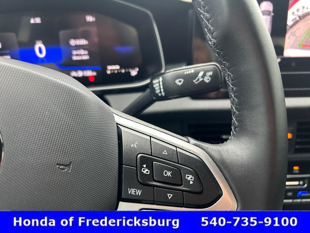 Used 2025 Volkswagen Jetta Sport FWD image 17