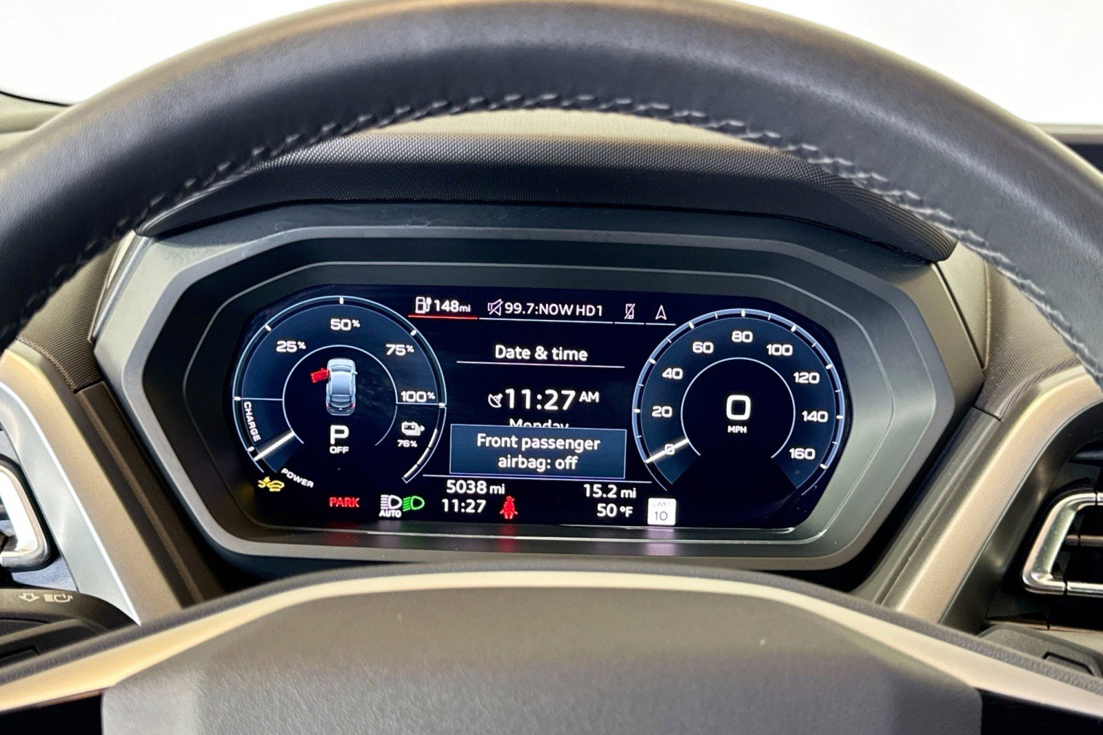 Used 2025 Audi Q4 e-tron Premium w/ Convenience Package image 12