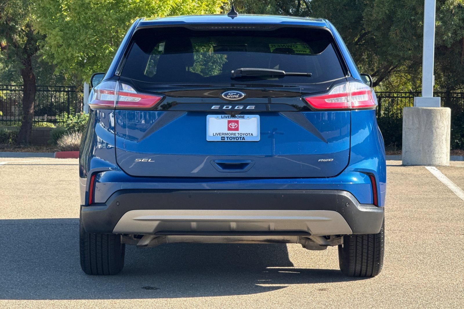 Used 2024 Ford Edge SEL AWD/4WD image 5