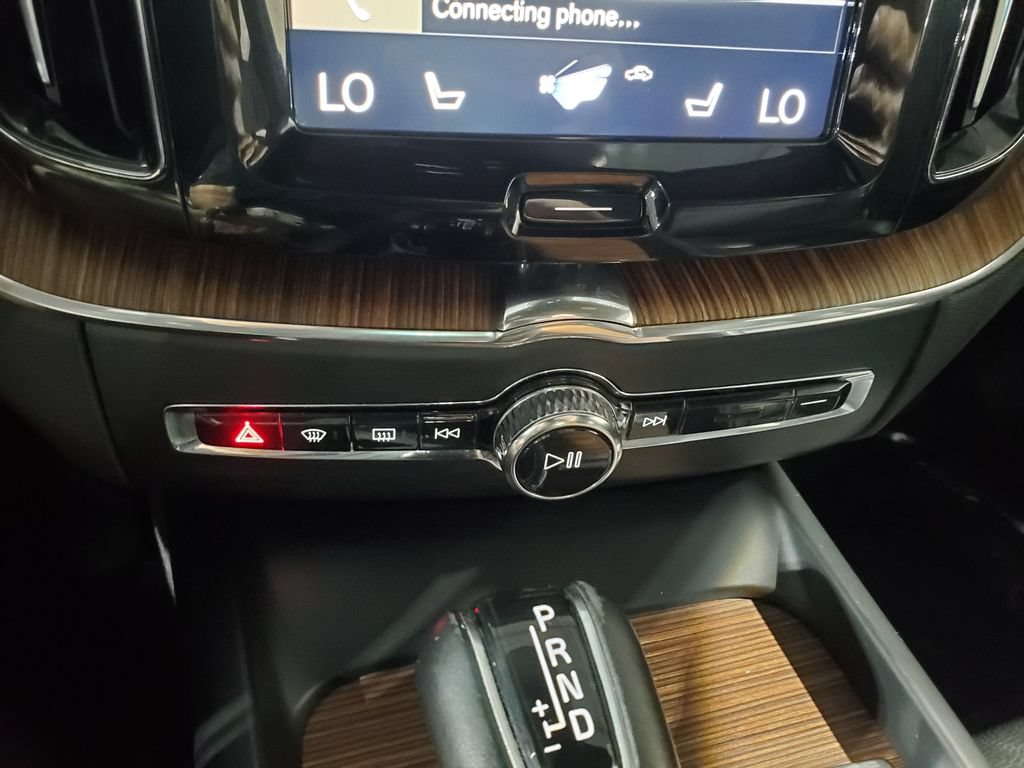 Used 2019 Volvo XC60 T5 Inscription w/ Protection Package Premier FWD image 30
