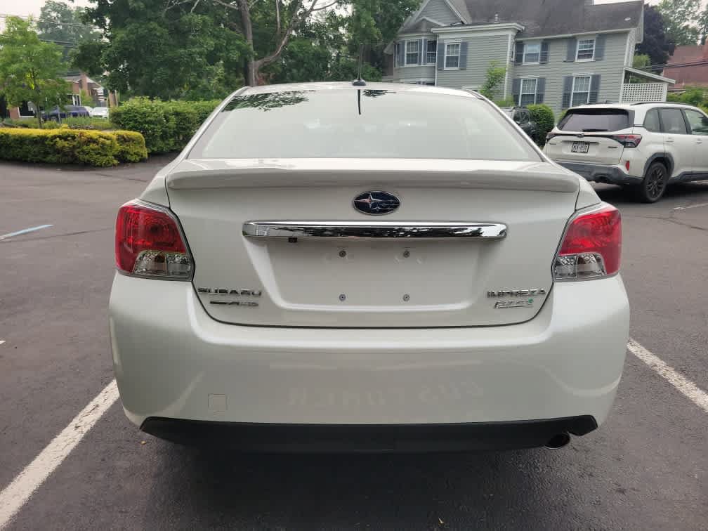 Used 2015 Subaru Impreza 2.0i Limited AWD/4WD image 4