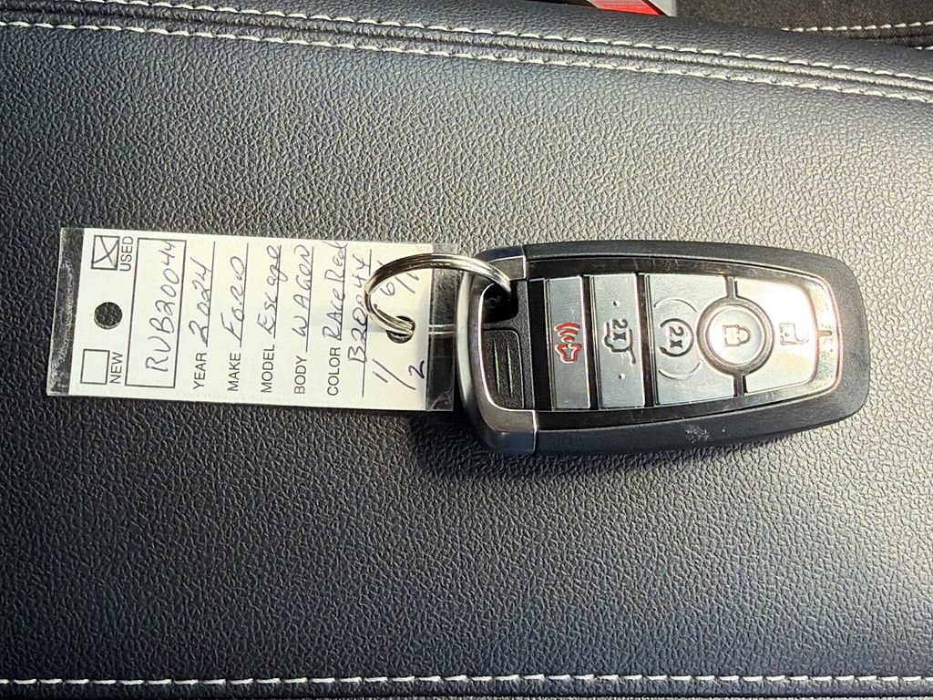 Used 2024 Ford Escape Active AWD/4WD image 33