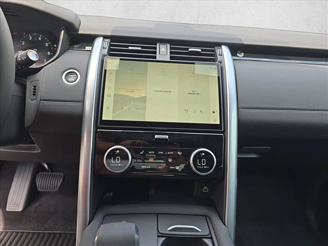 Used 2025 Land Rover Discovery S AWD/4WD image 24