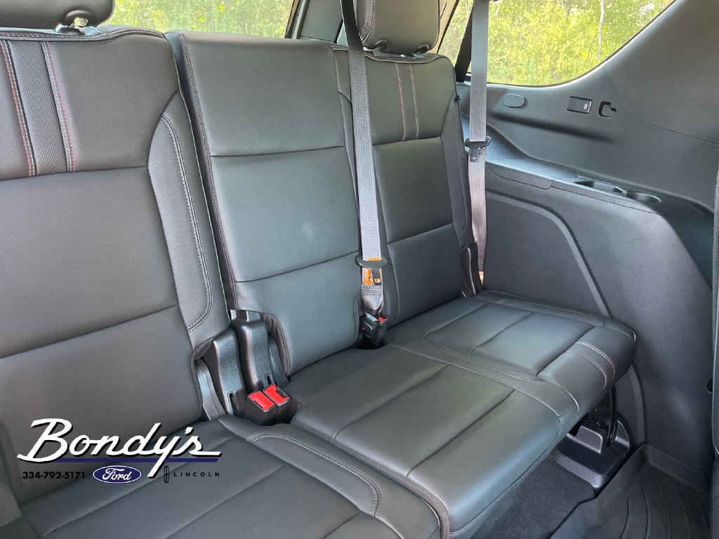 Used 2022 Chevrolet Tahoe RST w/ Luxury Package RWD image 17