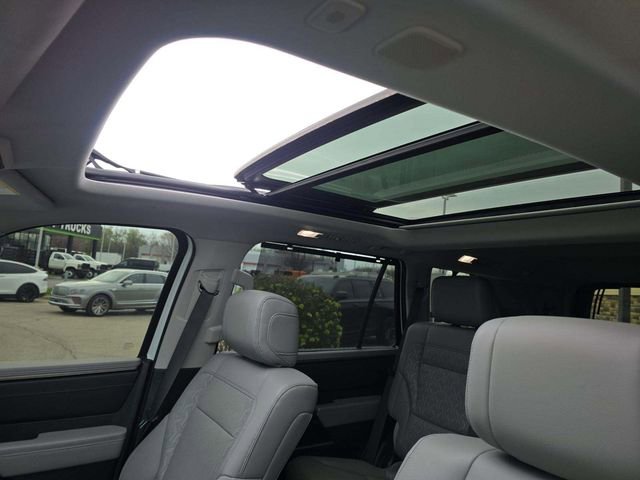 Used 2023 Toyota Sequoia Limited AWD/4WD image 10