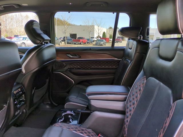 Used 2021 Jeep Grand Cherokee L Summit w/ Luxury Tech Group V image 14