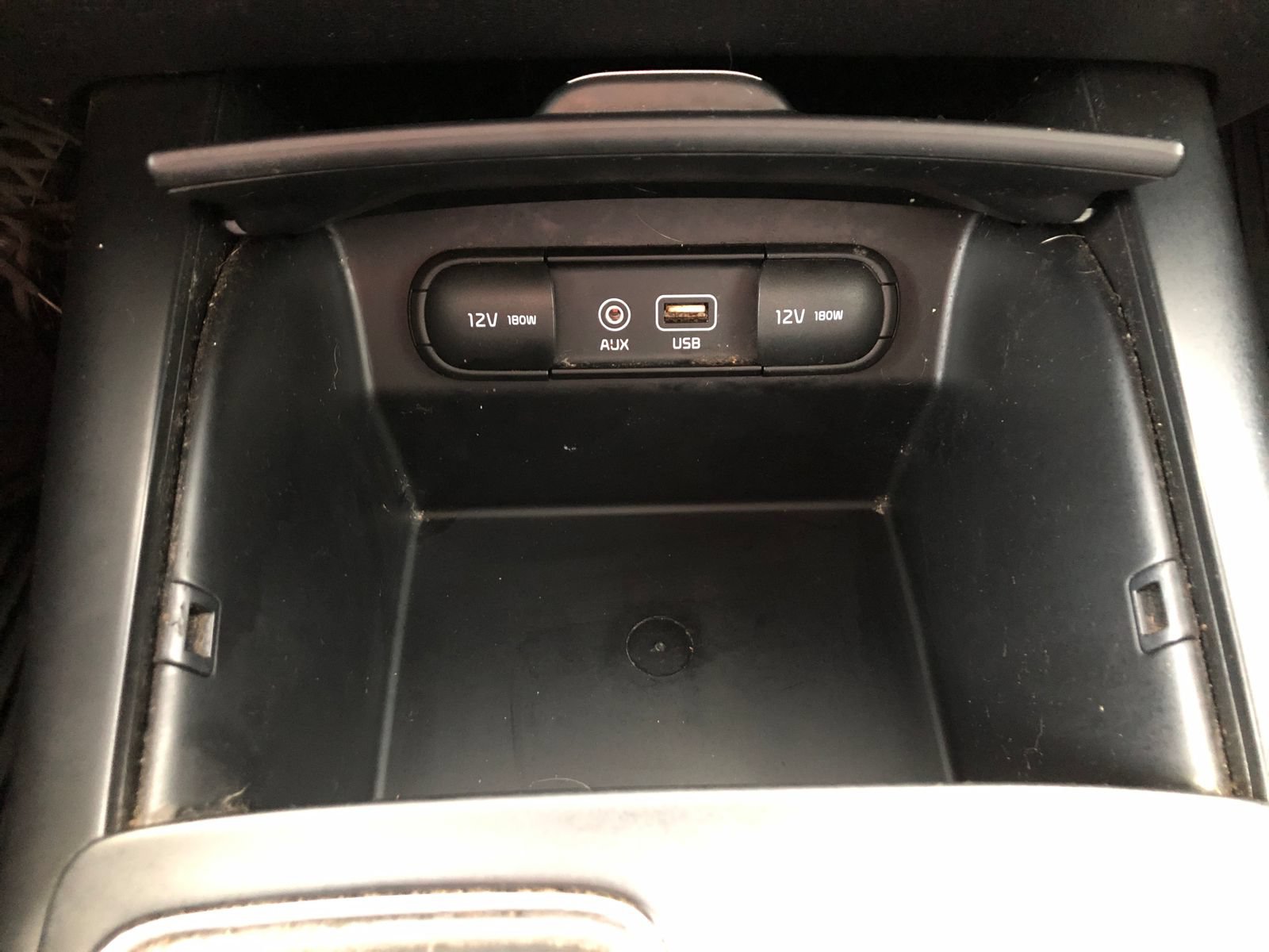 Used 2018 Kia Sorento L FWD image 28