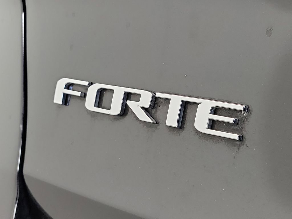 Used 2017 Kia Forte EX w/ EX Premium Plus Package FWD image 9