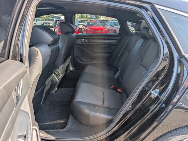 Used 2022 Honda Accord Sport image 11