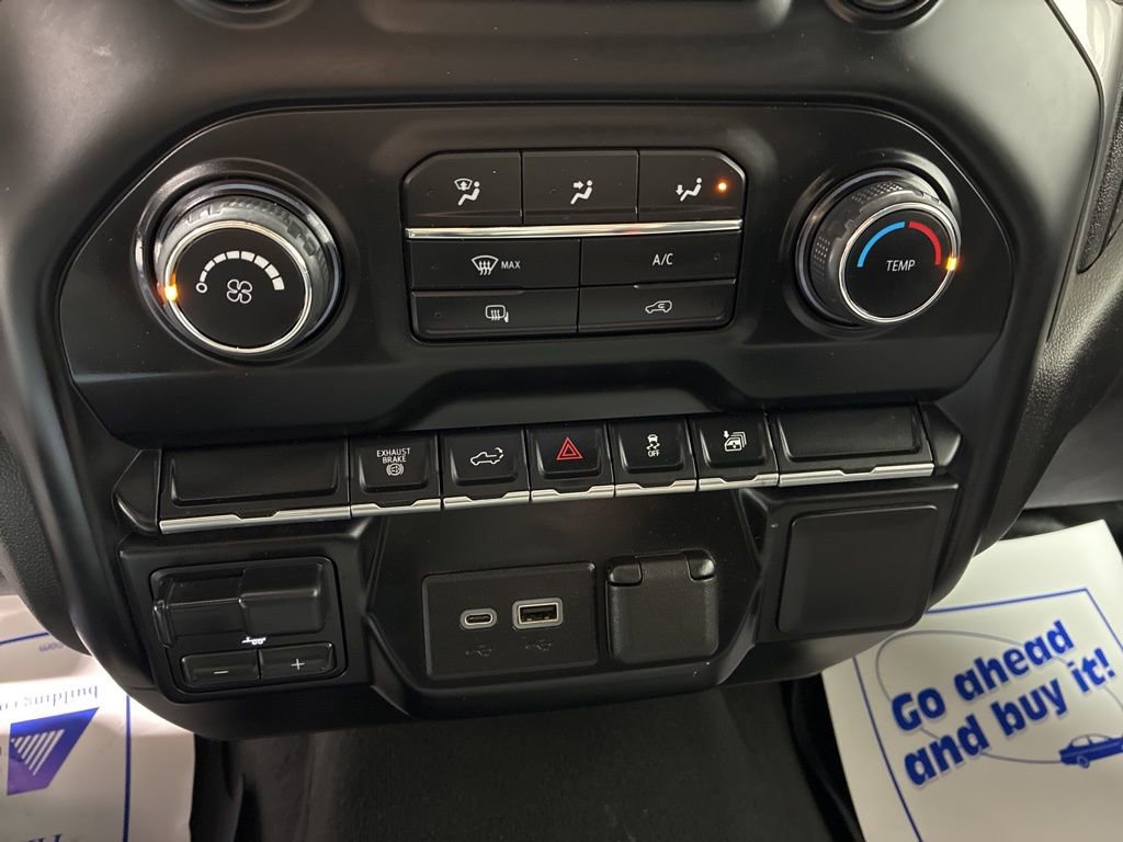 Used 2023 Chevrolet Silverado 3500 LT image 15