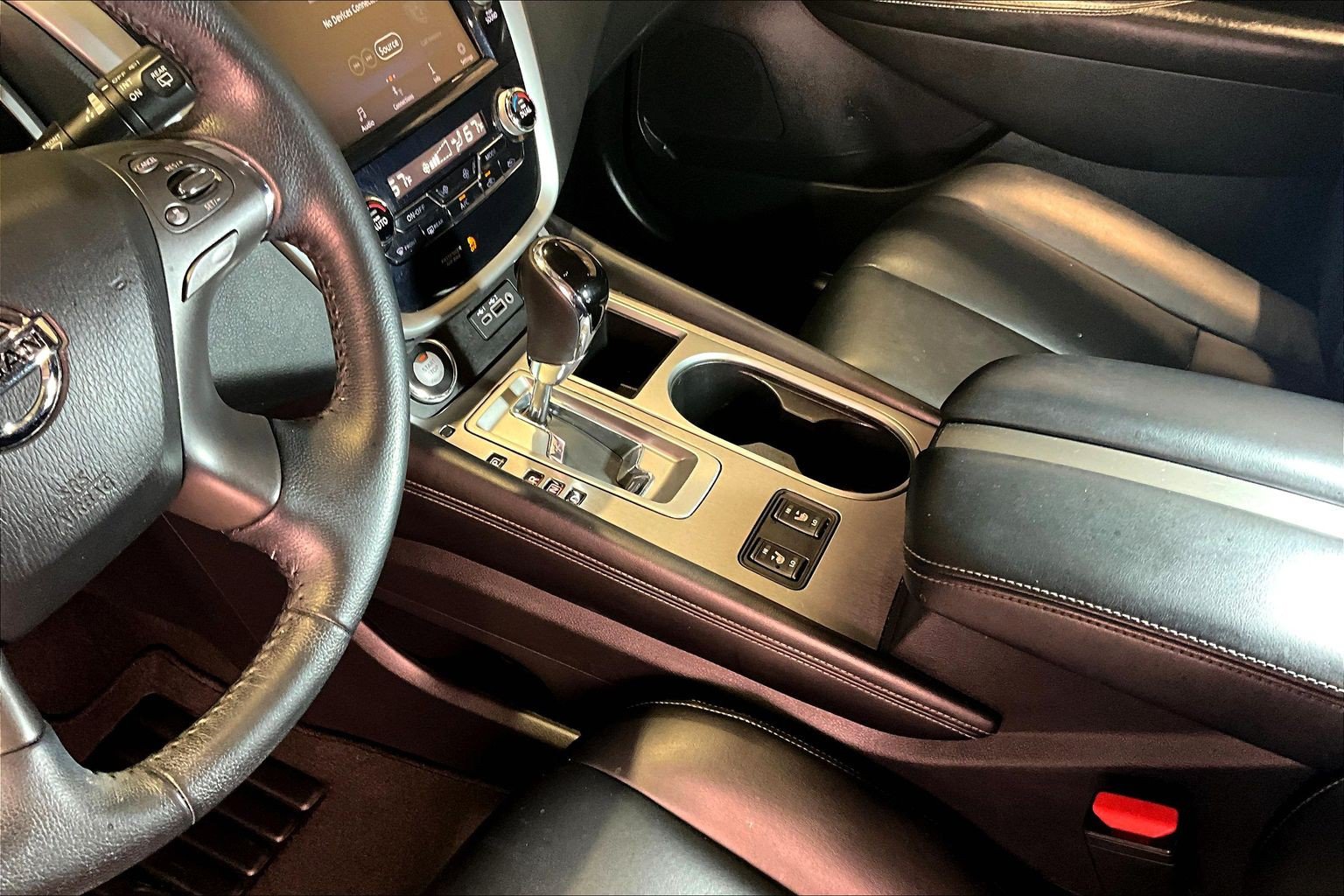 Used 2022 Nissan Murano SV AWD/4WD image 18