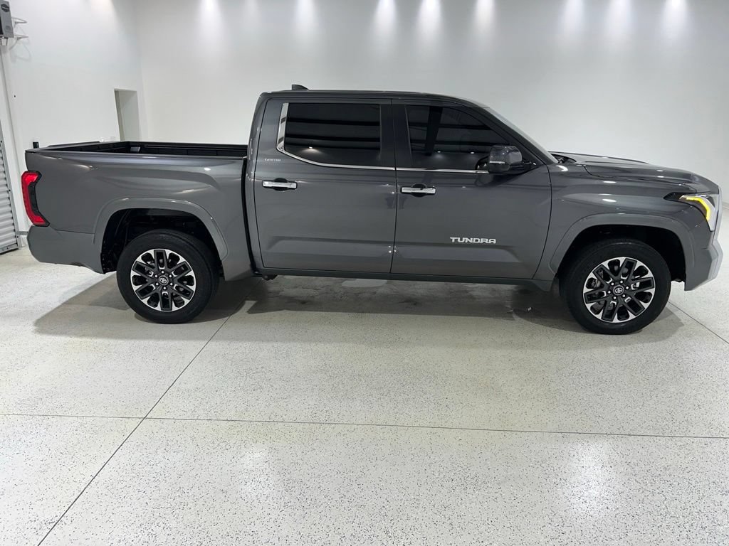 Used 2025 Toyota Tundra Limited AWD/4WD image 6