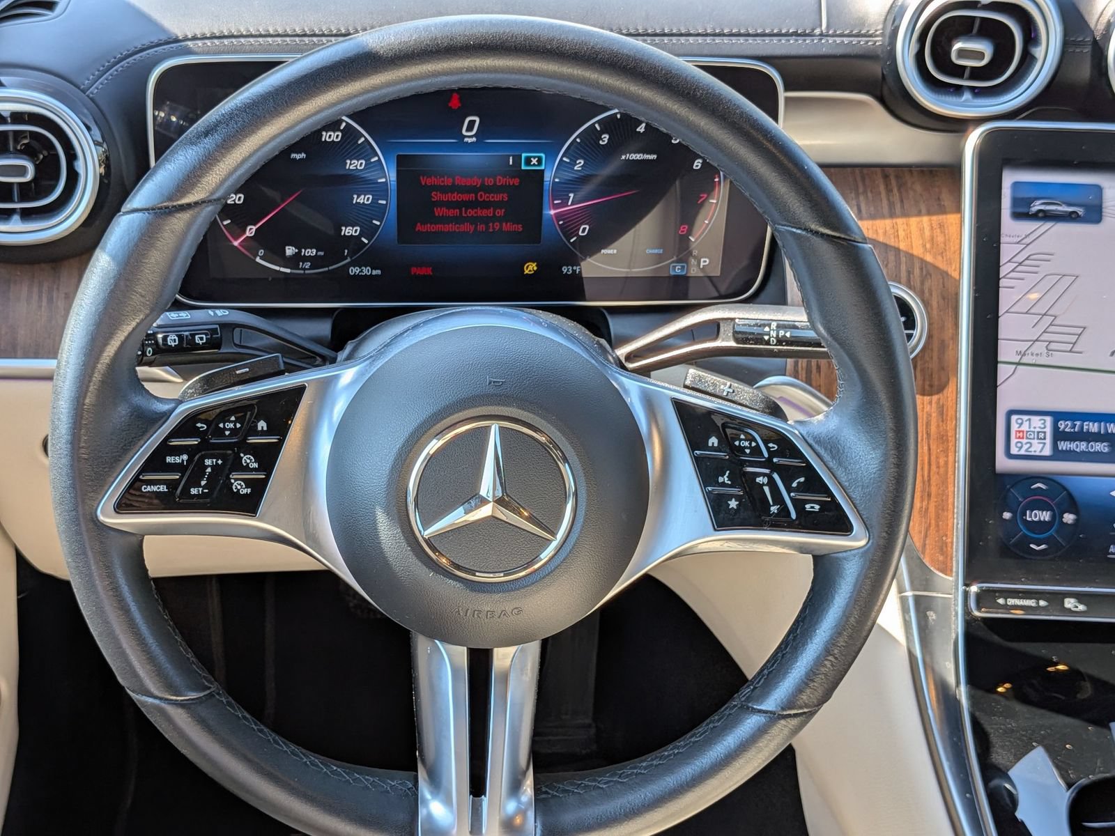 Used 2023 Mercedes-Benz GLC 300 4MATIC w/ Exclusive Trim Package image 32