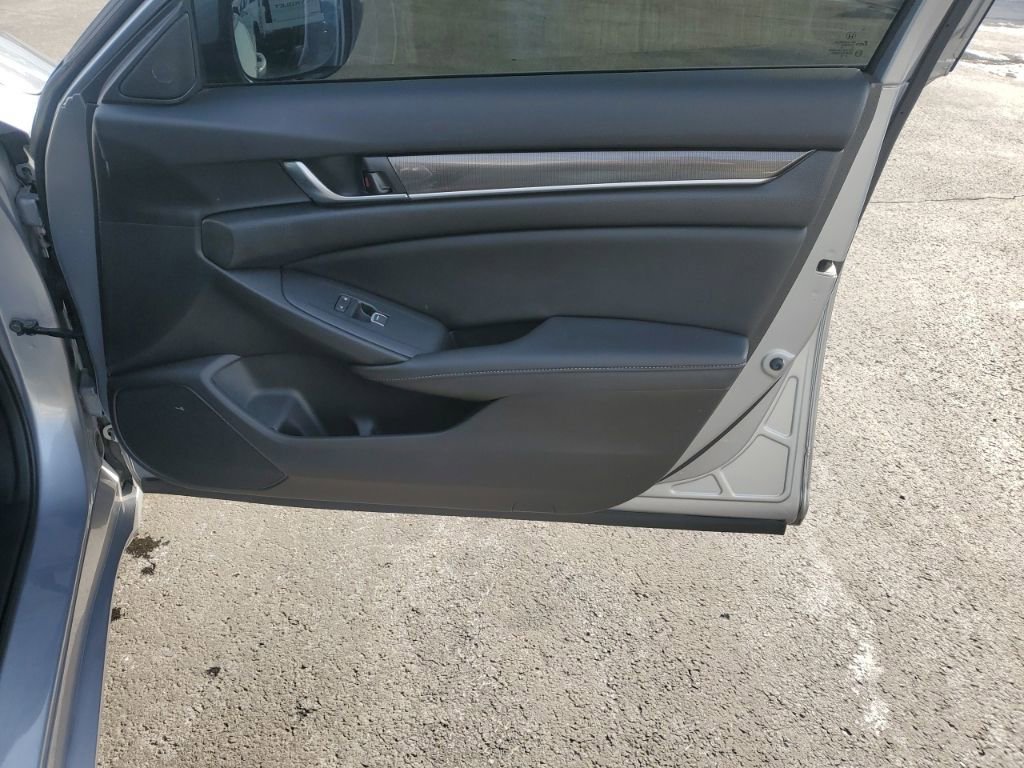 Used 2020 Honda Accord Sport image 31