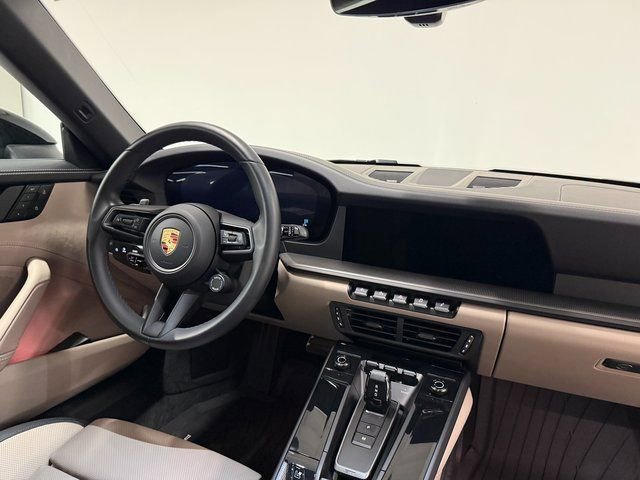 Certified 2025 Porsche 911 Carrera image 16