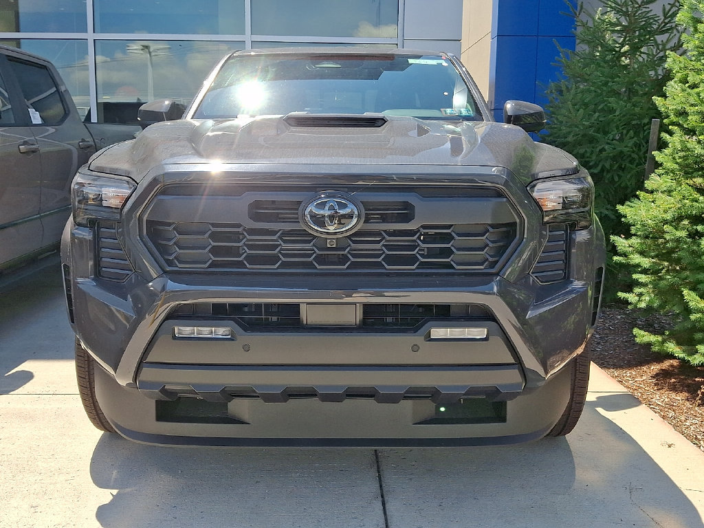 New 2026 Toyota Tacoma TRD Sport w/ TRD Sport Premium Package AWD/4WD image 2