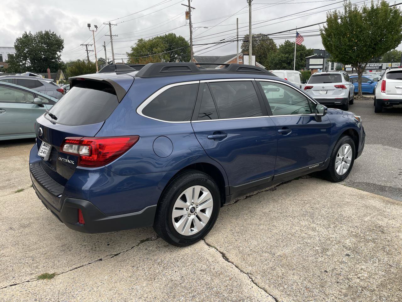 Used 2019 Subaru Outback 2.5i Premium AWD/4WD image 19
