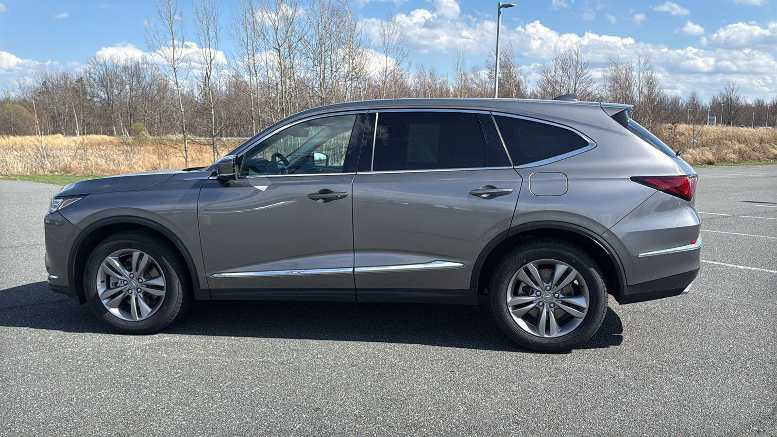 Used 2023 Acura MDX SH-AWD image 10