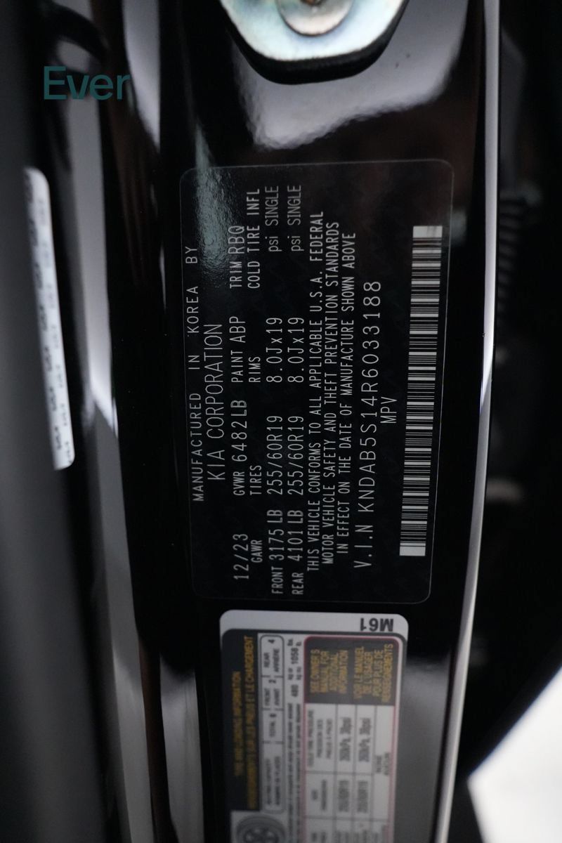 Used 2024 Kia EV9 Light Long Range RWD image 31