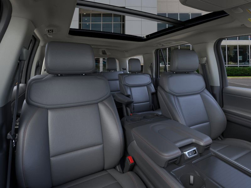 New 2025 Ford Expedition Active image 10